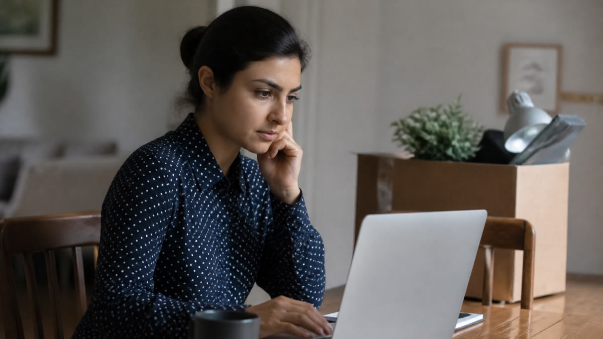 How to Write a US Cover Letter After a Layoff — HireFlow career guide